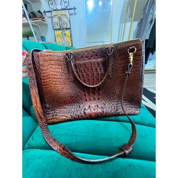 Brahmin Croc Embossed Large Bag - Picture 13 of 15